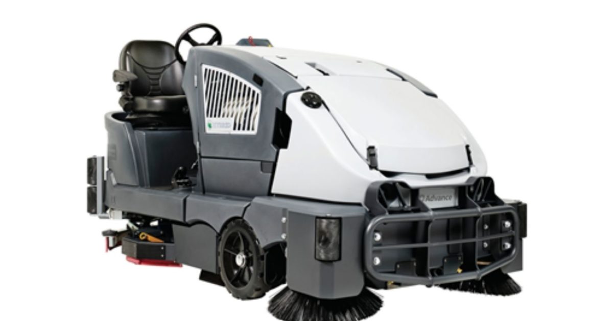 Nilfisk CS7010 Combination Sweeper-Scrubber Gallery 1