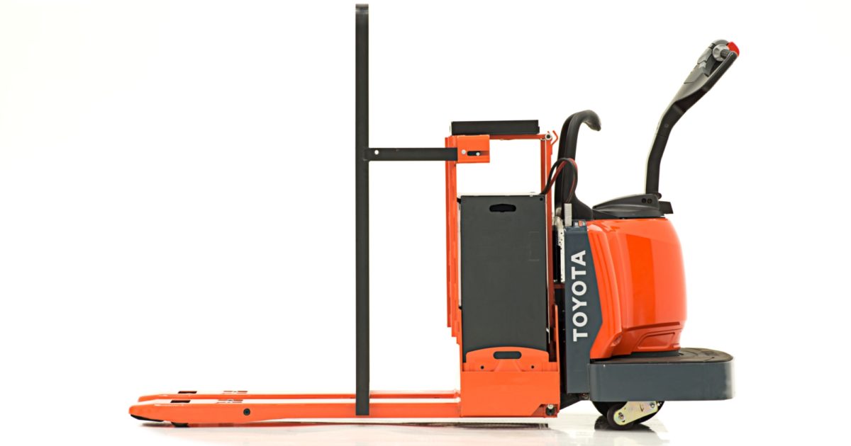 End-Controlled Rider Pallet Jack Gallery 1