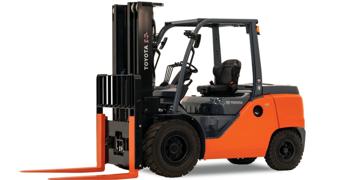 Mid IC Pneumatic Forklift Gallery 1