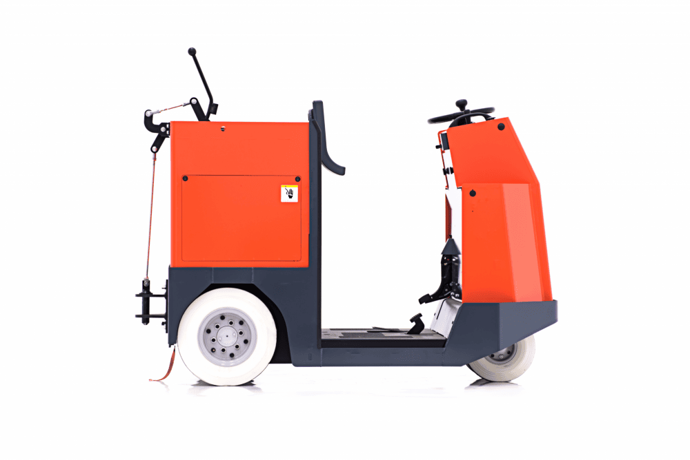 Mid Tow Tractor