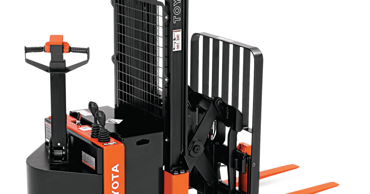 Walkie Reach Truck Gallery 1